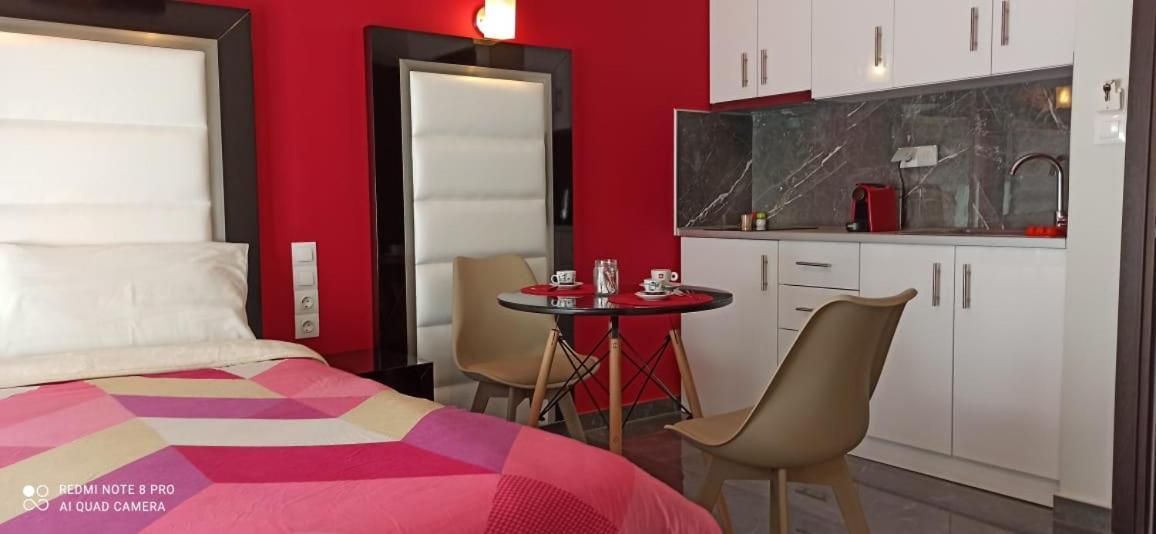Spiros Rooms Kastrosikia Eksteriør bilde
